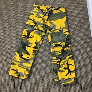 ROTHCO Yellow Stinger Paratrooper Camo Fatigue Cargo Pants size XS